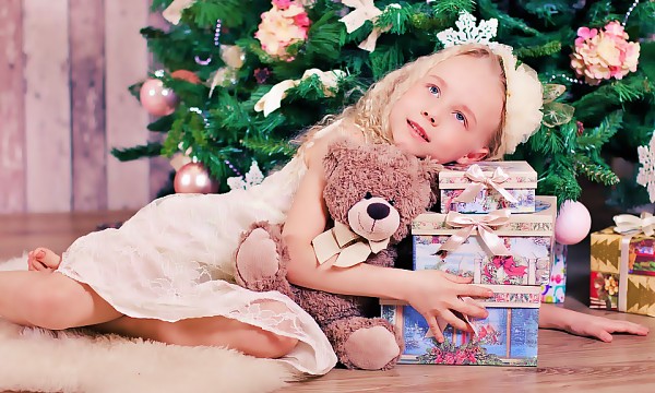 Julegaver til piger – sjove gaver, søde gaver, praktiske gaver